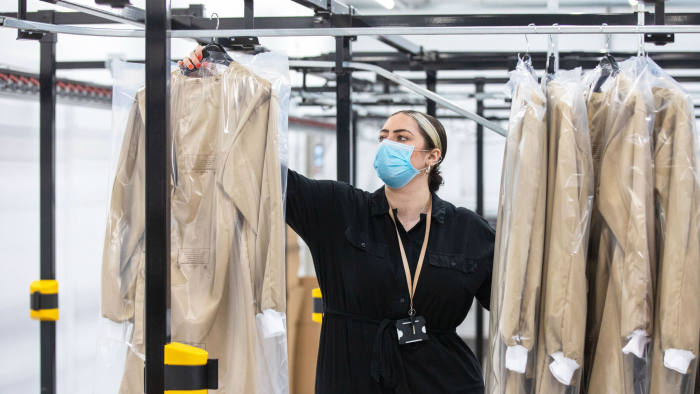 Burberry is making protective gowns for workers in Britain's National Health Service © Bloomberg