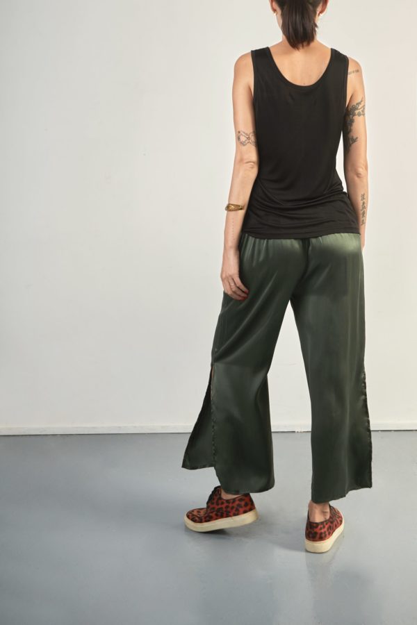 Meditation Pants in Pine Green - LISA VON TANG - Image 3
