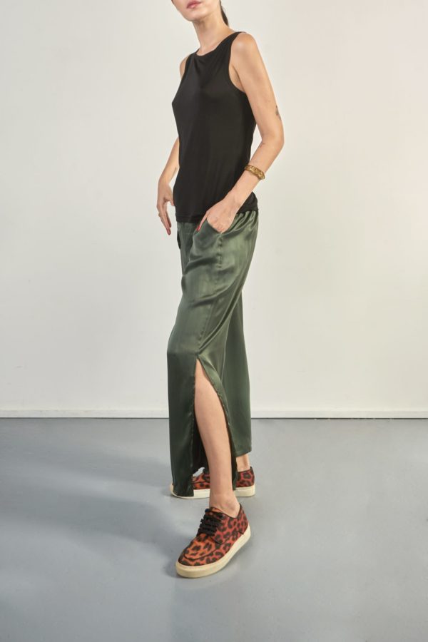 Meditation Pants in Pine Green - LISA VON TANG - Image 4